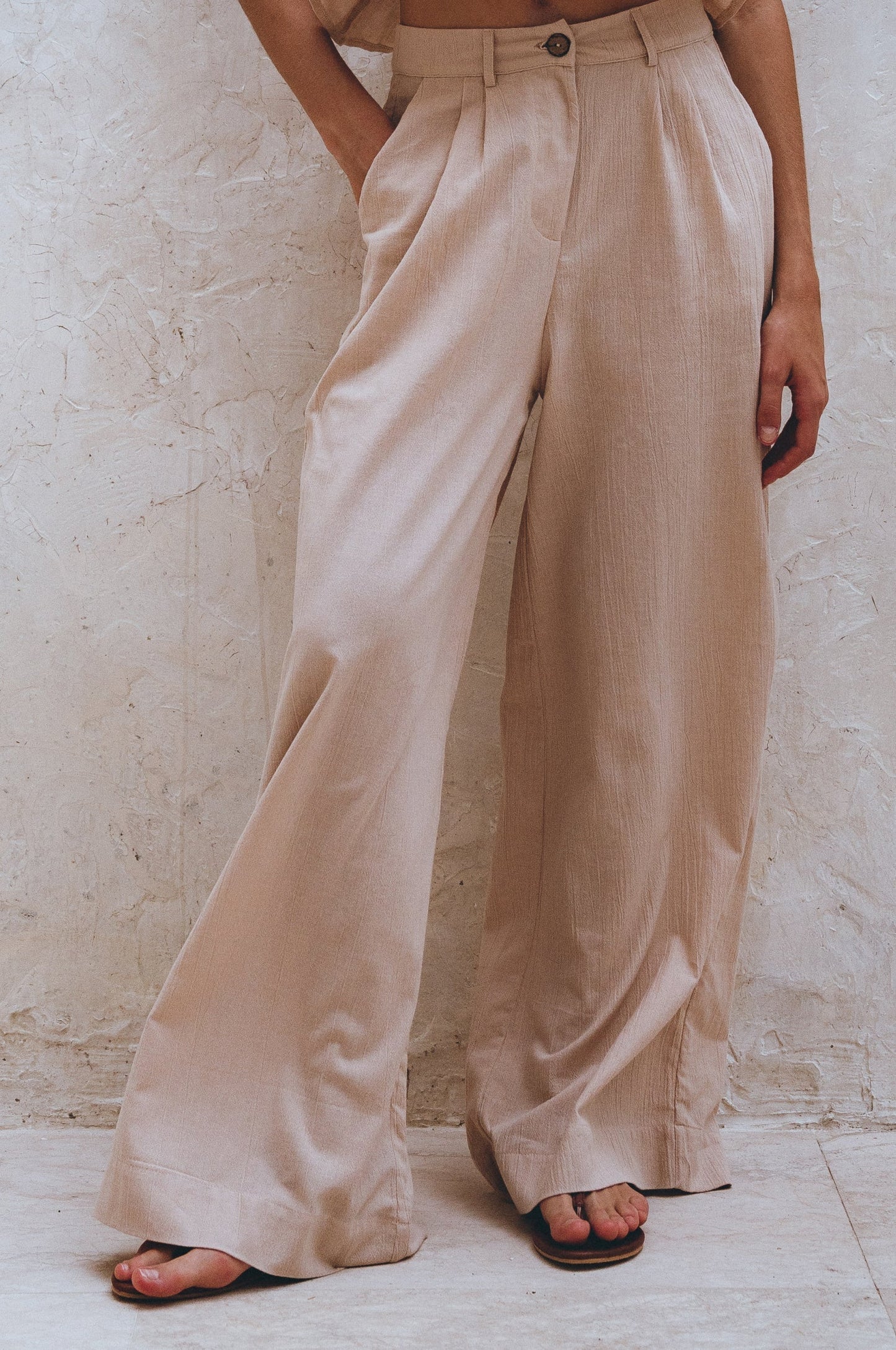 Raya Wide-Leg Linen Trousers